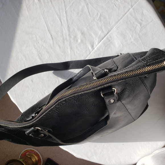 D7,961 M0851 Shoulder Bag Tote Leather made in Canada - Picture 8 of 10